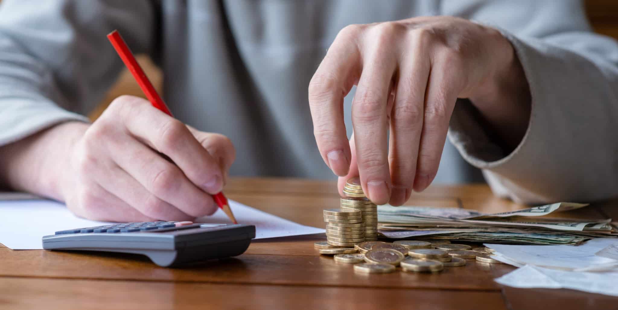 finanças pessoais_calculadora reorganizar poupar poupança